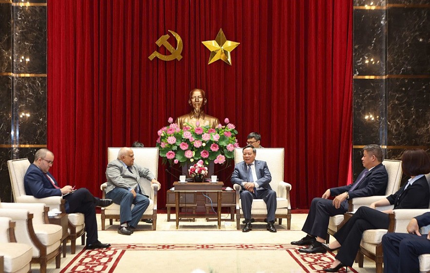 Hanoi to Enhance Cooperation with Cuba in Areas of Strength