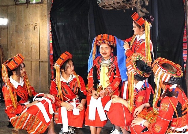 Key Factors to Promote Soft Power of Culture in the New Era