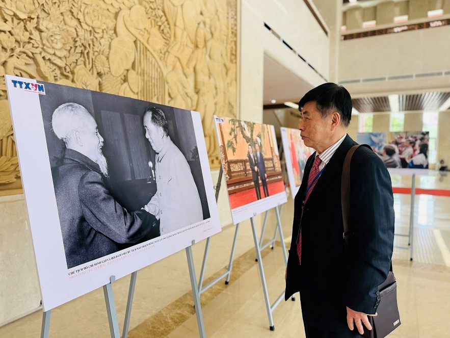 Bridge of Friendship: Strengthening Vietnam-China Cooperation