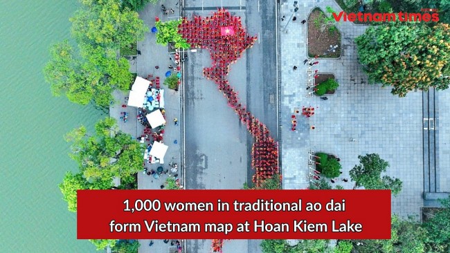 1,000 Women in Traditional Ao Dai Form Vietnam Map at Hoan Kiem Lake
