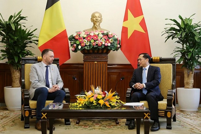 Vietnam News Today (Apr. 1): Vietnam Values Multifaceted Cooperation With Belgium