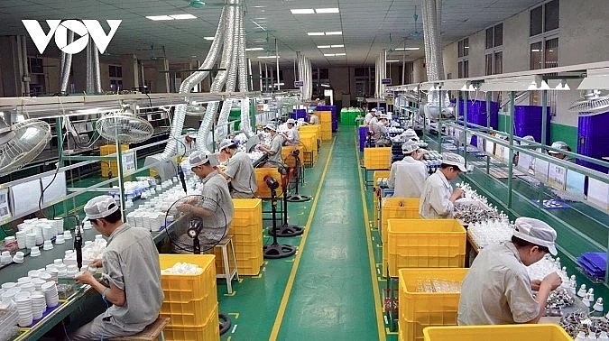 Vietnam News Today (Apr. 2): s