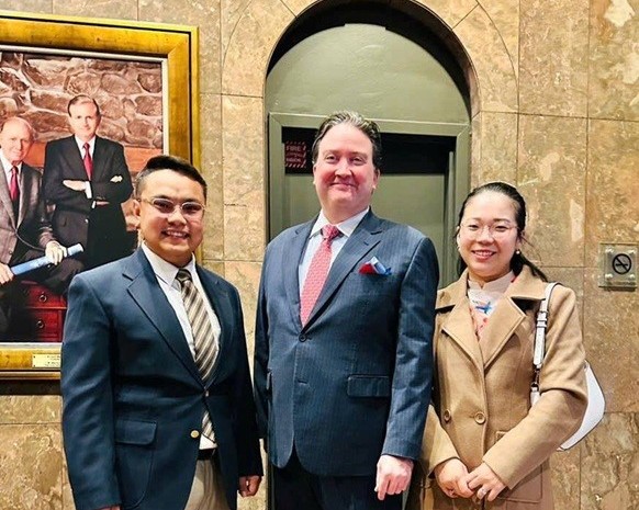 Greenfield & Associates, LLP - Professional partners in tax and financial accounting for Vietnamese businesses in the U.S. market