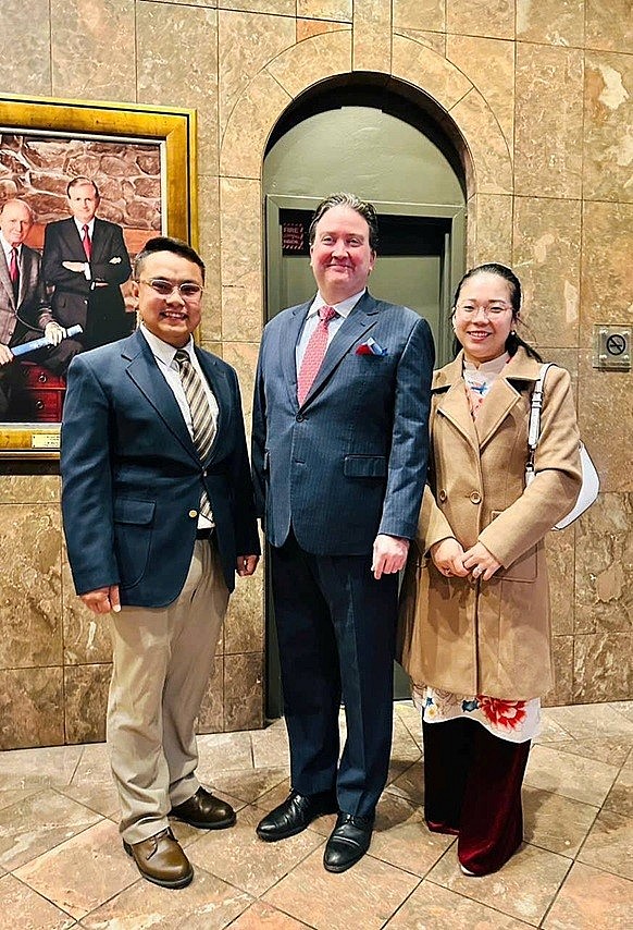 Greenfield & Associates, LLP - Professional partners in tax and financial accounting for Vietnamese businesses in the U.S. market