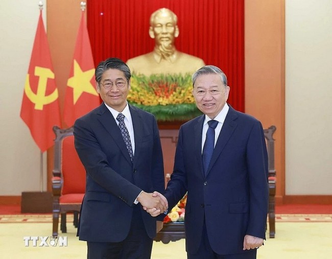 Vietnam News Today (Apr. 4): Vietnam Considers Japan as Top Important Partner