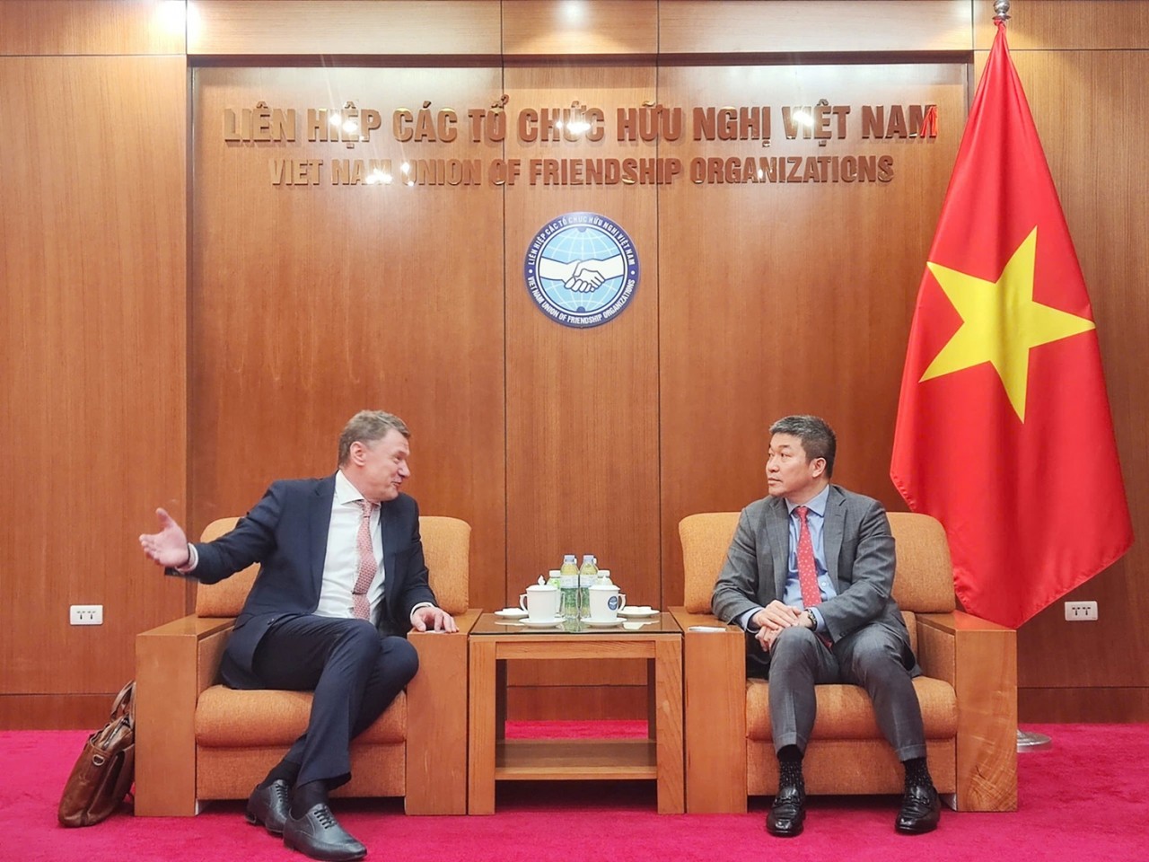 VUFO, TTQG Continue Coordinate to Boost Vietnam-Belarus People-to-people Exchange