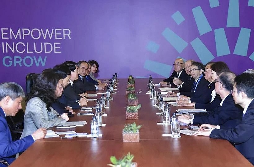 At a meeting between Vietnamese State President Luong Cuong and Japanese Prime Minister Shigeru Ishiba in Lima, Peru, on November 16, 2024, on the sidelines of the APEC Economic Leaders' Week. (Photo: VNA)