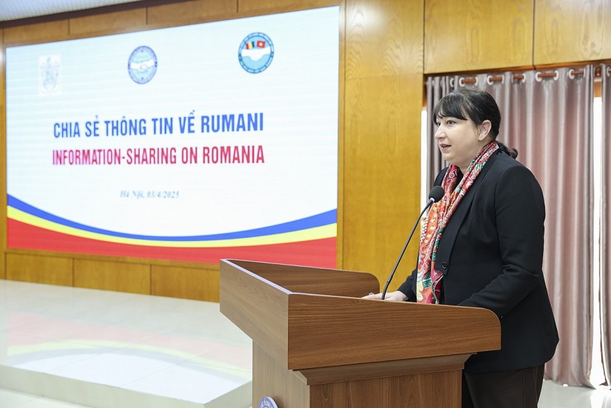Strengthen Understanding, Develop Vietnam-Romania Relations Commensurate with Potential