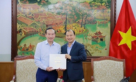 Promote Strength of Overseas Vietnamese in Enhancing Vietnam - EU Relations