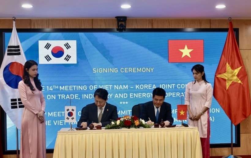Vietnam News Today (Apr. 15): Vietnam, RoK Step up Trade Ties to Aid Businesses