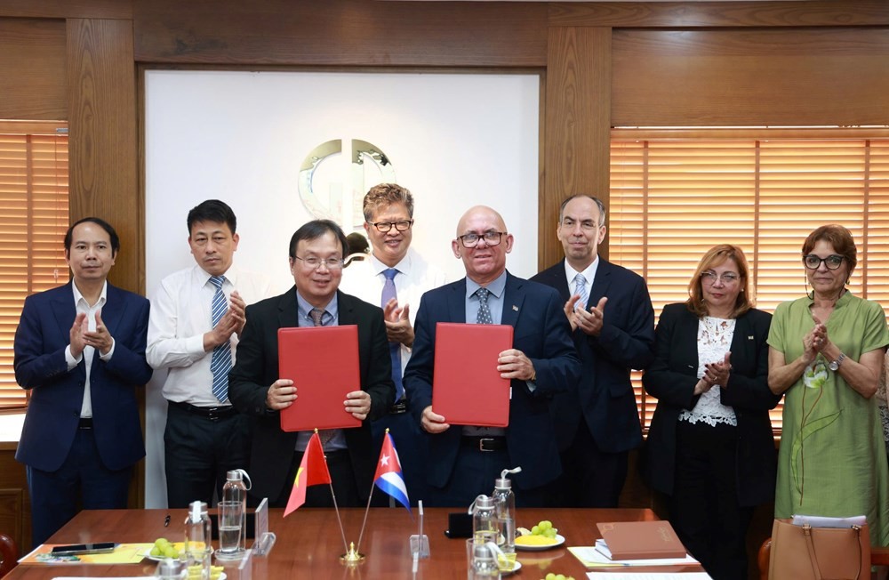 Vietnam and Cuba Strengthen Ties in Publishing and Promoting Reading Culture