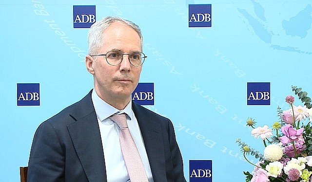 Scott Morris, Vice-President (East and Southeast Asia, and the Pacific) of the Asian Development Bank (ADB). Photo: VGP/Quang Thuong Scott Morris, Vice-President (East and Southeast Asia, and the Pacific) of the Asian Development Bank (ADB). Photo: VGP/Quang Thuong