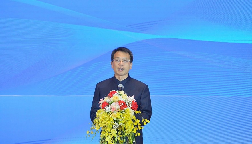 Vietnamese, Chinese Youth Extend the Bridge of riendship