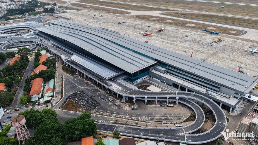 The T3 terminal at Tan Son Nhat Airport opened two months ahead of schedule. Photo: Nguyen Hue