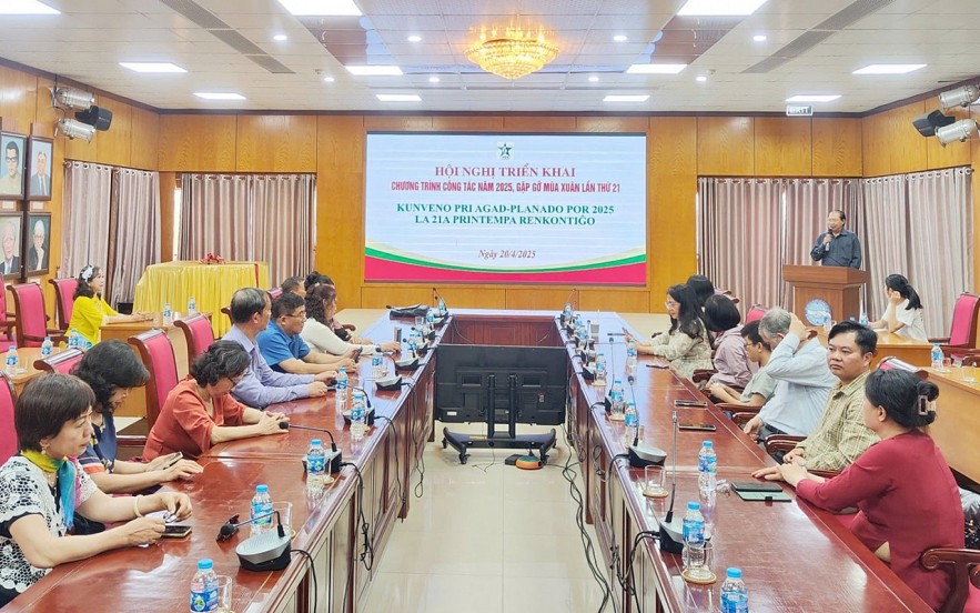 Vietnam Esperanto Association Promotes Training to Develop Movement