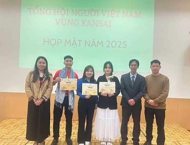 Vietnamese in Kansai: Uphold National Identity, Strengthen Ties to Homeland's Islands