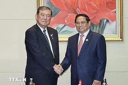 Japanese PM's official visit to Vietnam to create new momentum for bilateral ties: Ambassador