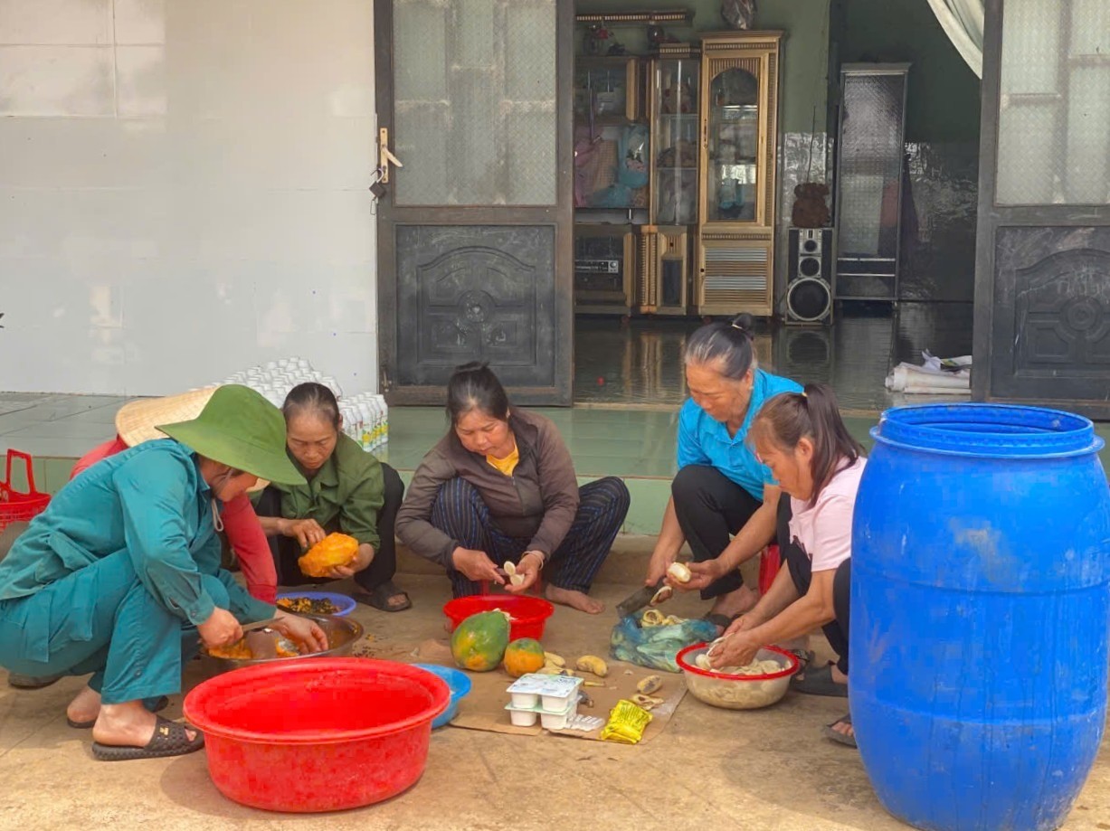 She Feeds the World: 8,000 Individuals Adopt More Sustainable Agricultural Practices