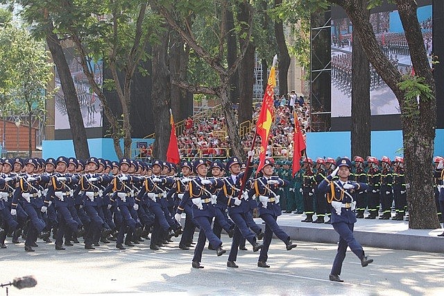 Vietnamese People's Army Forcers in full dress parade rehearsal to celebrate the 50th anniversary of National Reunification