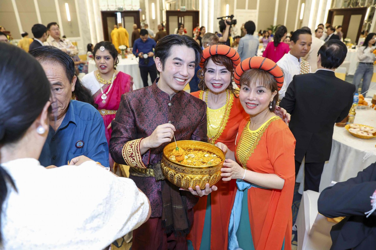Hanoi Hosts Friendship Exchange Celebrating 2025 Traditional New Year of Asian Countries