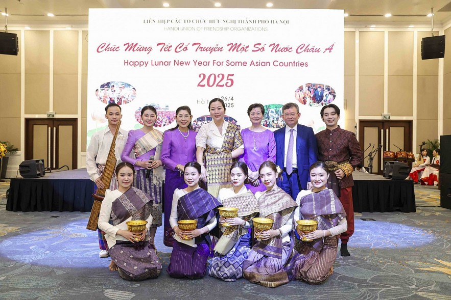 Hanoi Hosts Friendship Exchange Celebrating 2025 Traditional New Year of Asian Countries