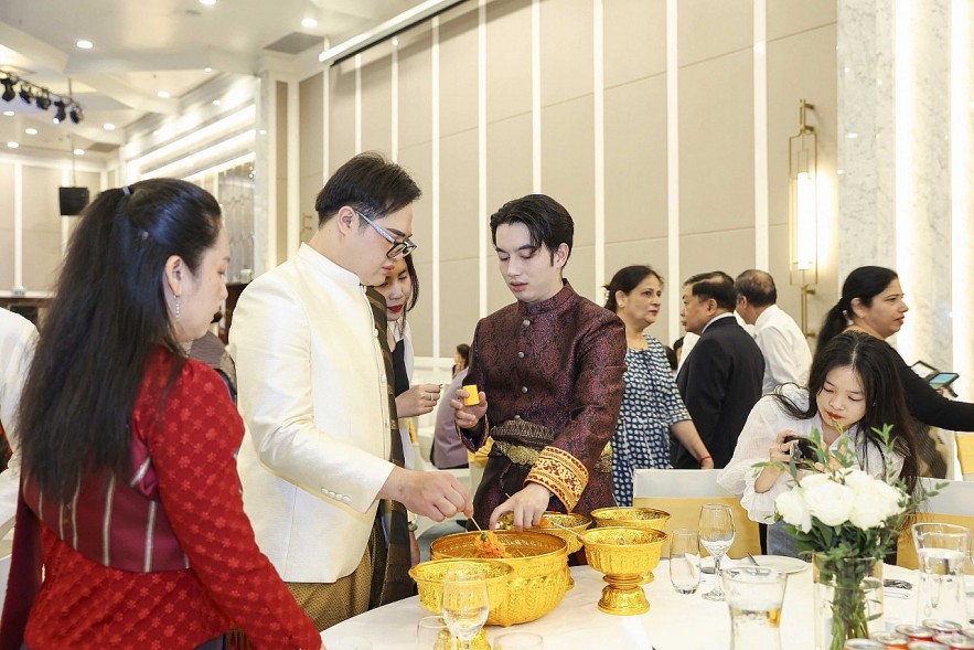 Hanoi Hosts Friendship Exchange Celebrating 2025 Traditional New Year of Asian Countries
