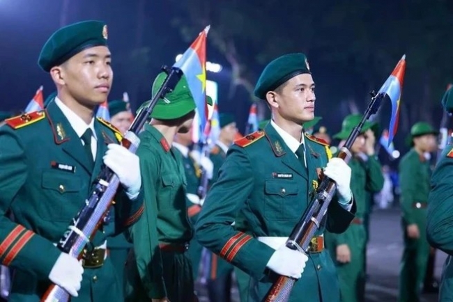Vietnam News Today (Apr. 30): Grand Parade Marks 50 Years of Liberation of South and National Reunification