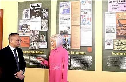 Exhibition “VIETNAM 75” Honors Aspiration for Independence and International Solidarity
