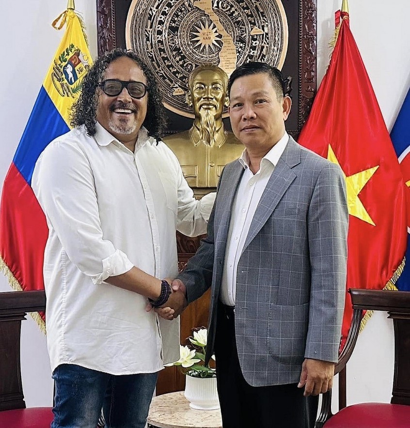 Venezuelan Artists Commemorate President Ho Chi Minh through Revolution Music