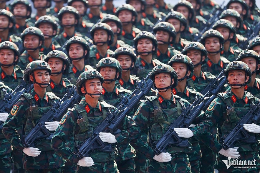 Parade formation of ground force soldiers during the 50th Reunification Anniversary parade.