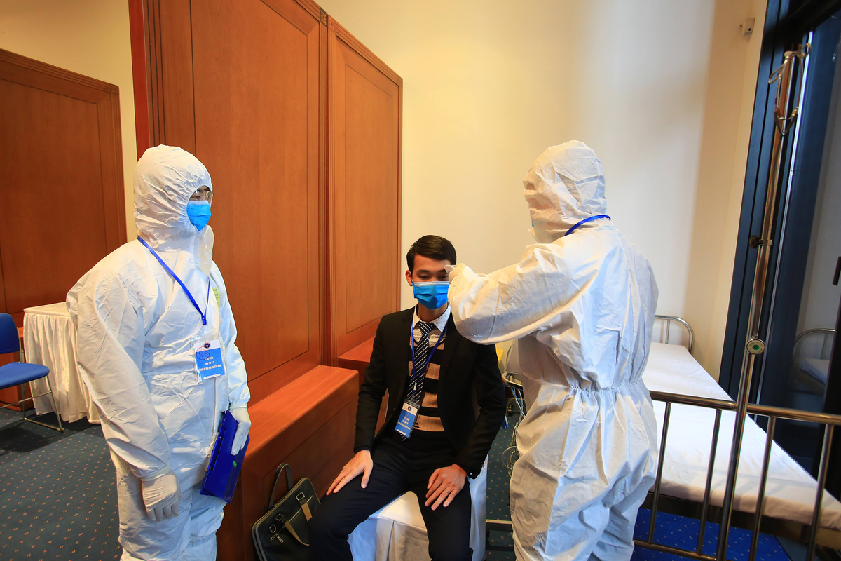 Medical forces conduct drill to serve 13th National Party Congress