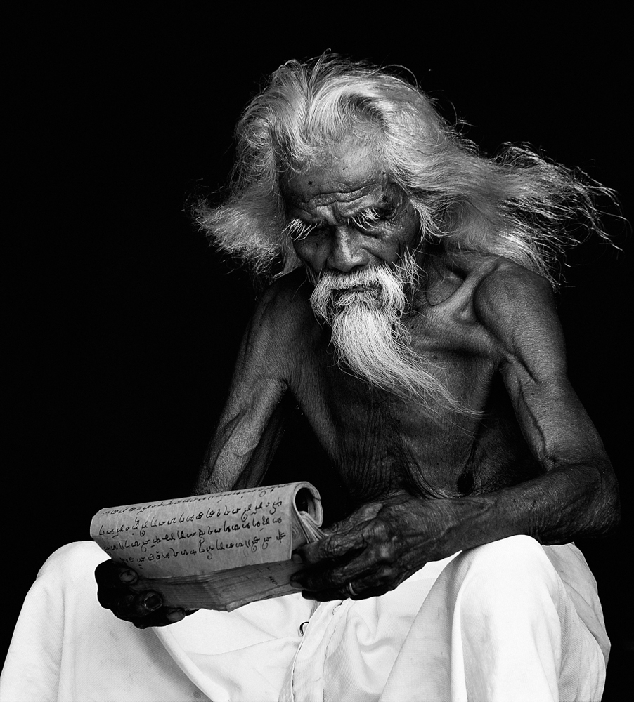 Two Vietnamese photographers claim prizes at Int’l Monochrome Awards 2020