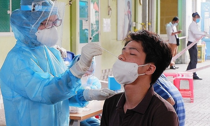 HCMC Party Secretary calls local residents to celebrate Tet at home amid Covid 19 fears