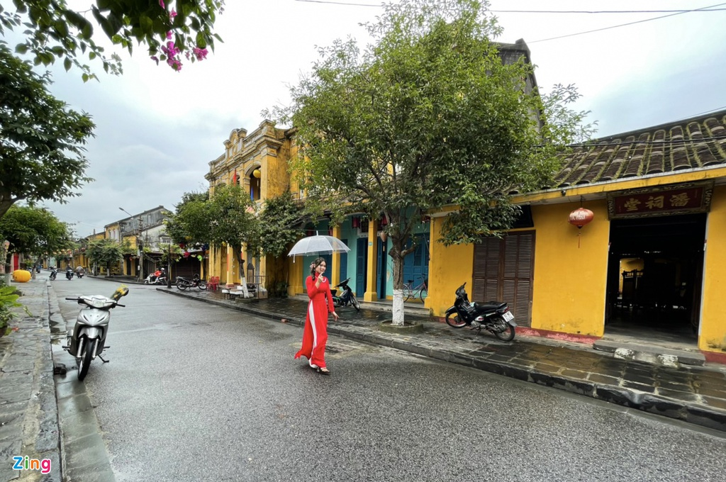 Hoi An ancient town desolated ahead of Tet due to Covid-19