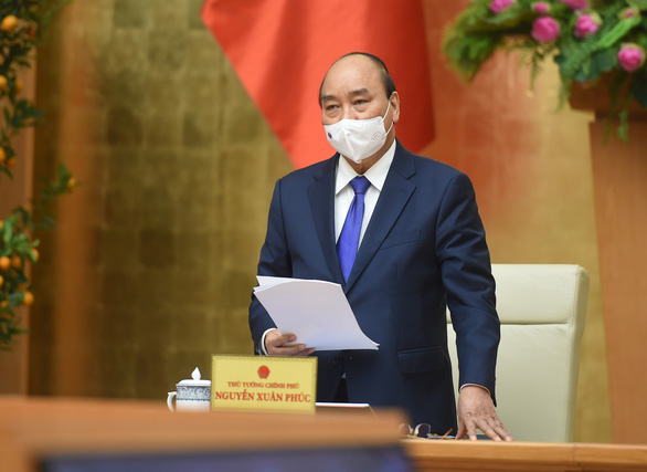 pm request retesting covid 19 for foreign experts entering vietnam