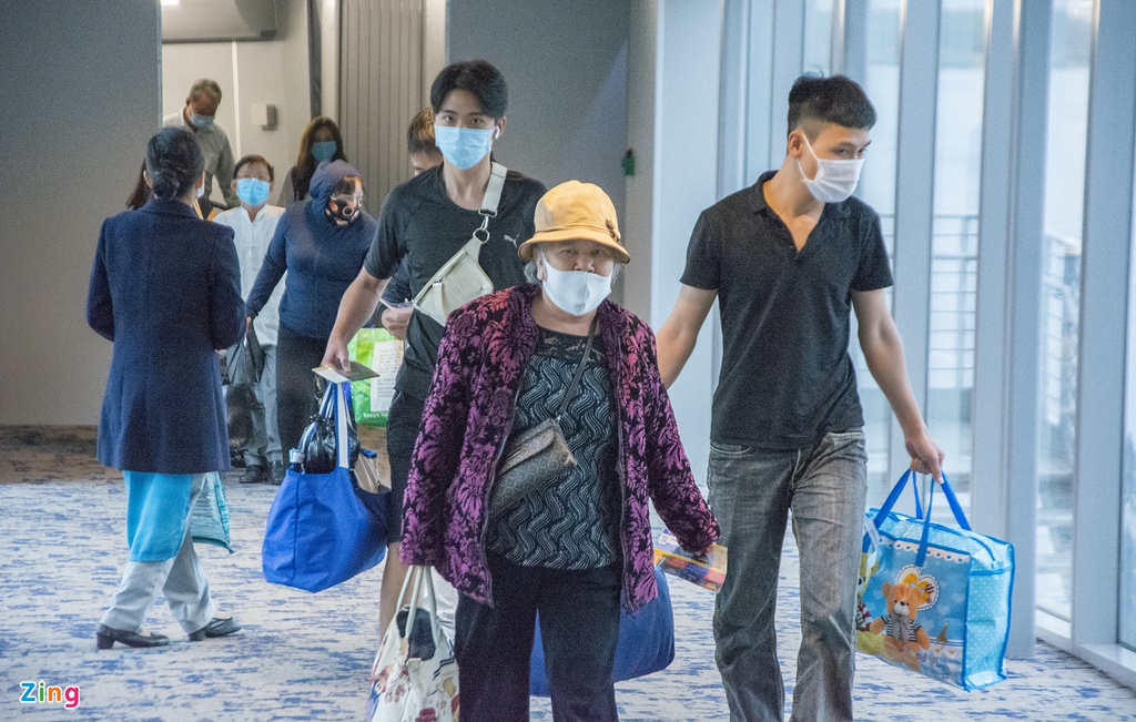 People return to Hochiminh City after over a month stuck in Quang Ninh due to Covid-19