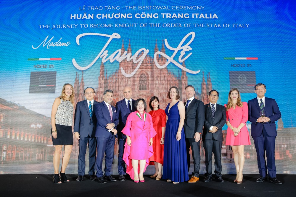 Vietnamese model industry’s “powerful woman” receives Italy’s Order of Merit