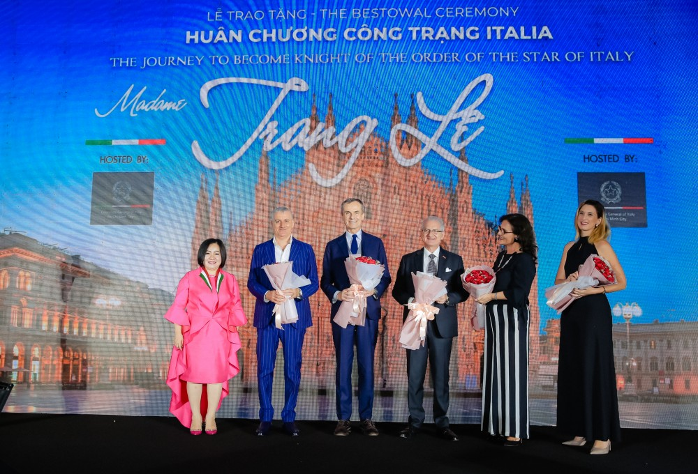 Vietnamese model industry’s “powerful woman” receives Italy’s Order of Merit