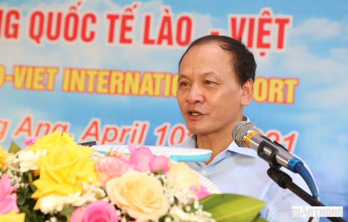 Lao-Viet International Port receives first container ship