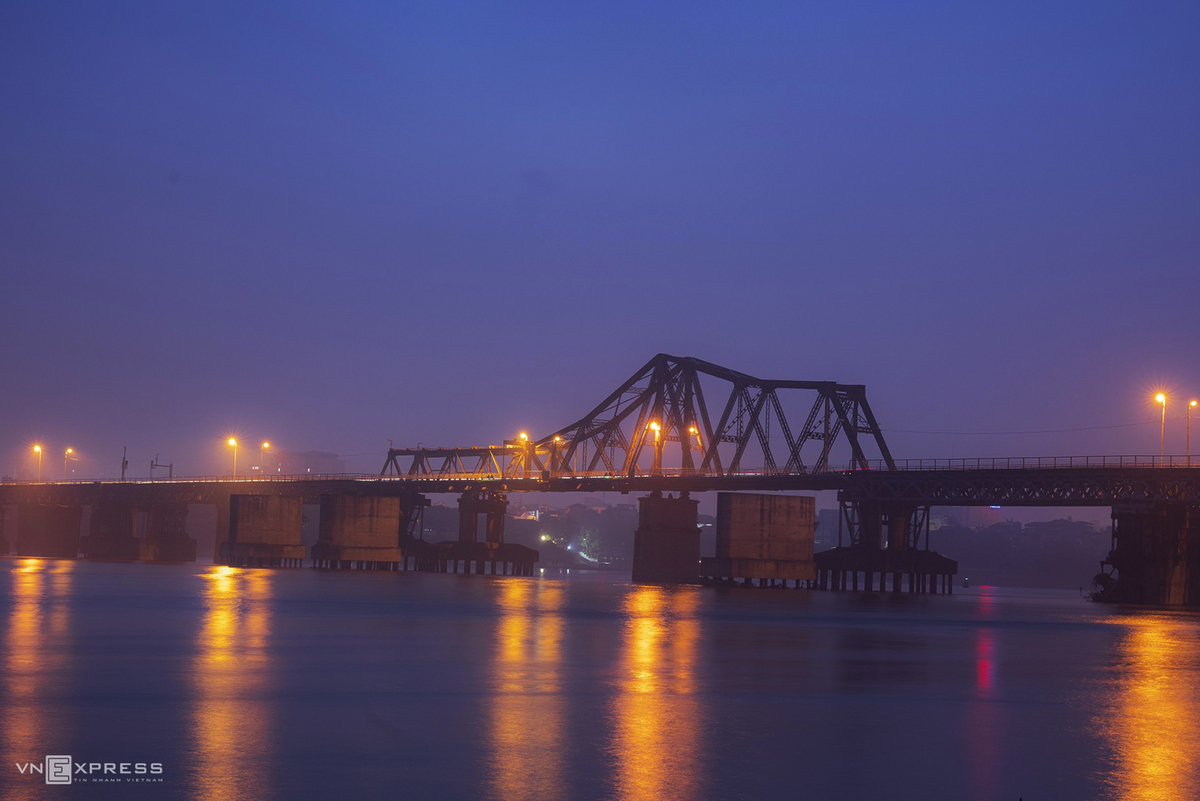 Vietnam’s capital city boasts a resplendent beauty at night