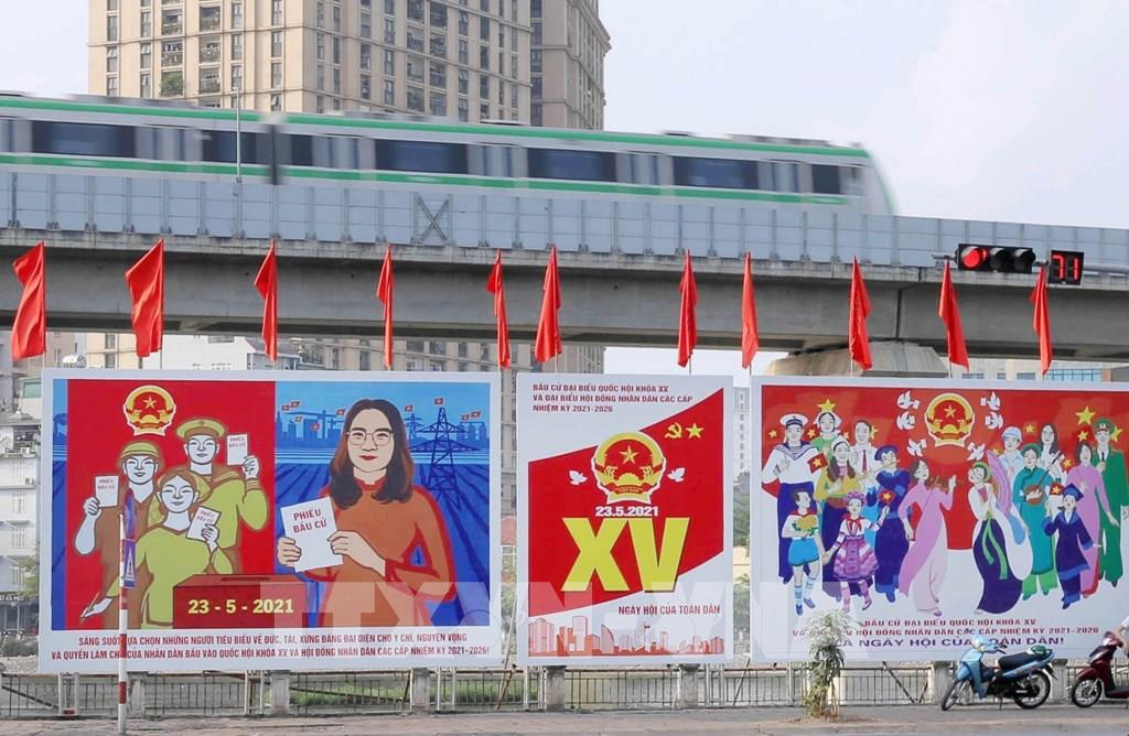 In Photos: Hanoi’s streets brilliantly adorned ahead of election day