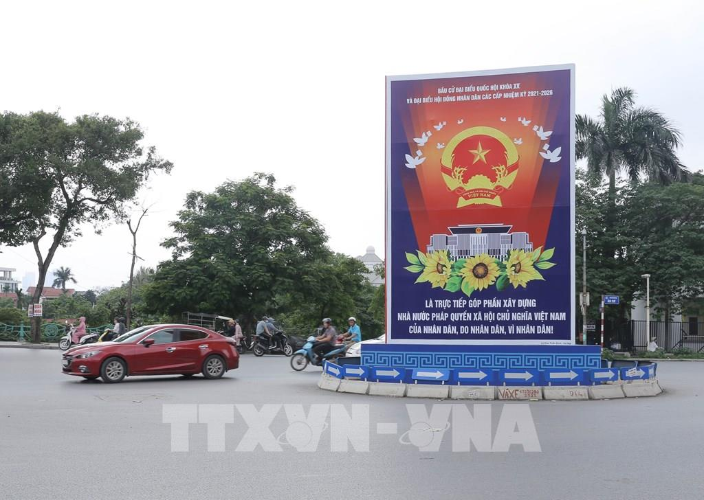 In Photos: Hanoi’s streets brilliantly adorned ahead of election day