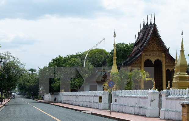 Vietnamese in Northern Laos join hands with local authorities in Covid-19 fight