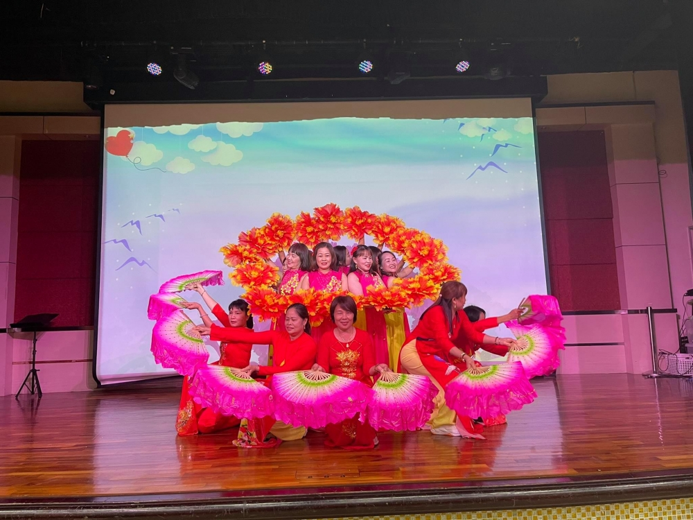 Fellow-countrymen Associations of Hai Phong and Ninh Binh debut in Macau (China)