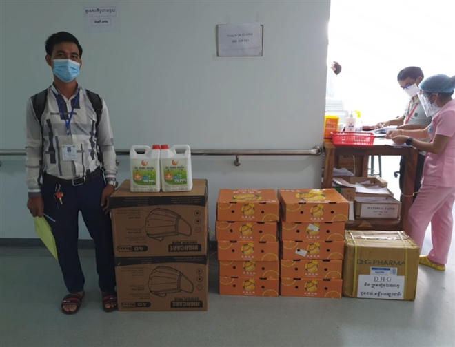 Compassionate love inspires overseas Vietnamese in Covid-19 hotspot Phnom Penh