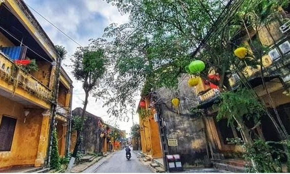 Visitors cancel Hanoi, Da Nang tours over growing Covid-19 outbreak