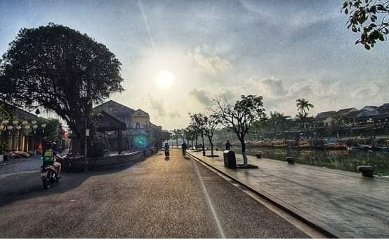 Visitors cancel Hanoi, Da Nang tours over growing Covid-19 outbreak