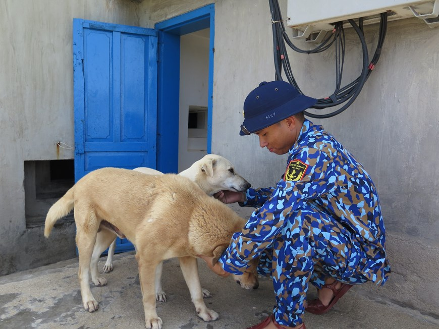 In Photos: Life on Truong Sa Island District
