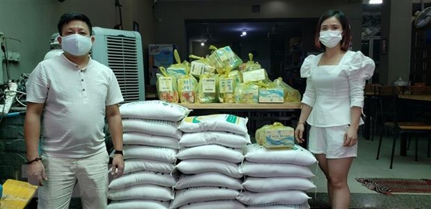 Vietnamese Consulate General in Preah Sihanouk (Cambodia) supports Koh Kong province 7,500 masks