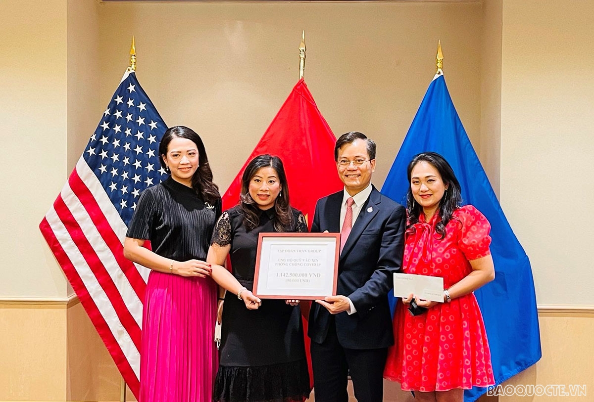 Overseas Vietnamese in Australia, United States support Covid-19 vaccine fund